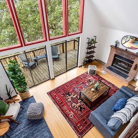Modern Chalet Cabin w Hot Tub, Deck&Grill,&WiFi! Inwood Exterior foto